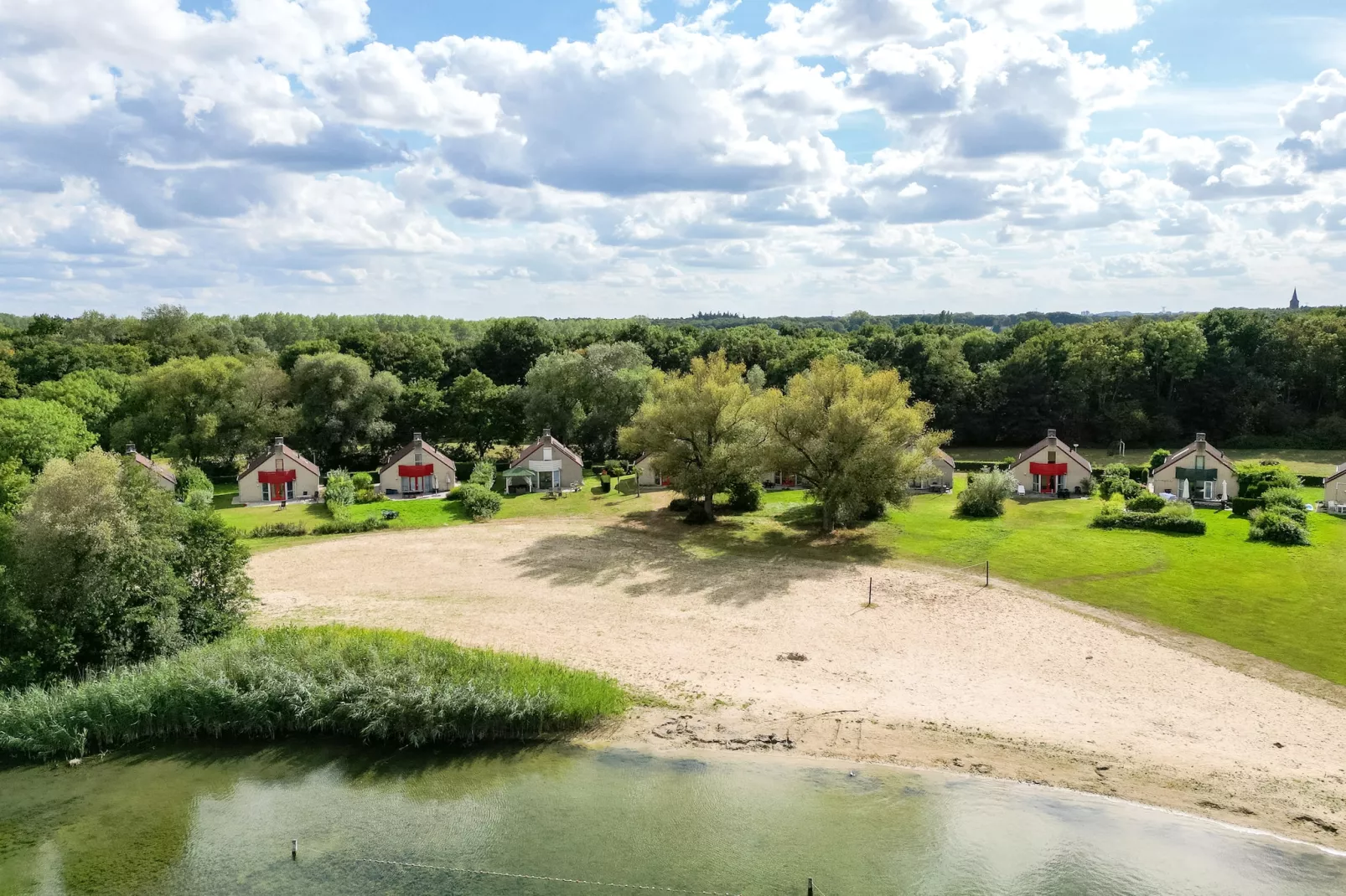 7 - Persoons Forest 217 Sauna Bungalow (copy) (copy) (copy) - Gebieden zomer 5km