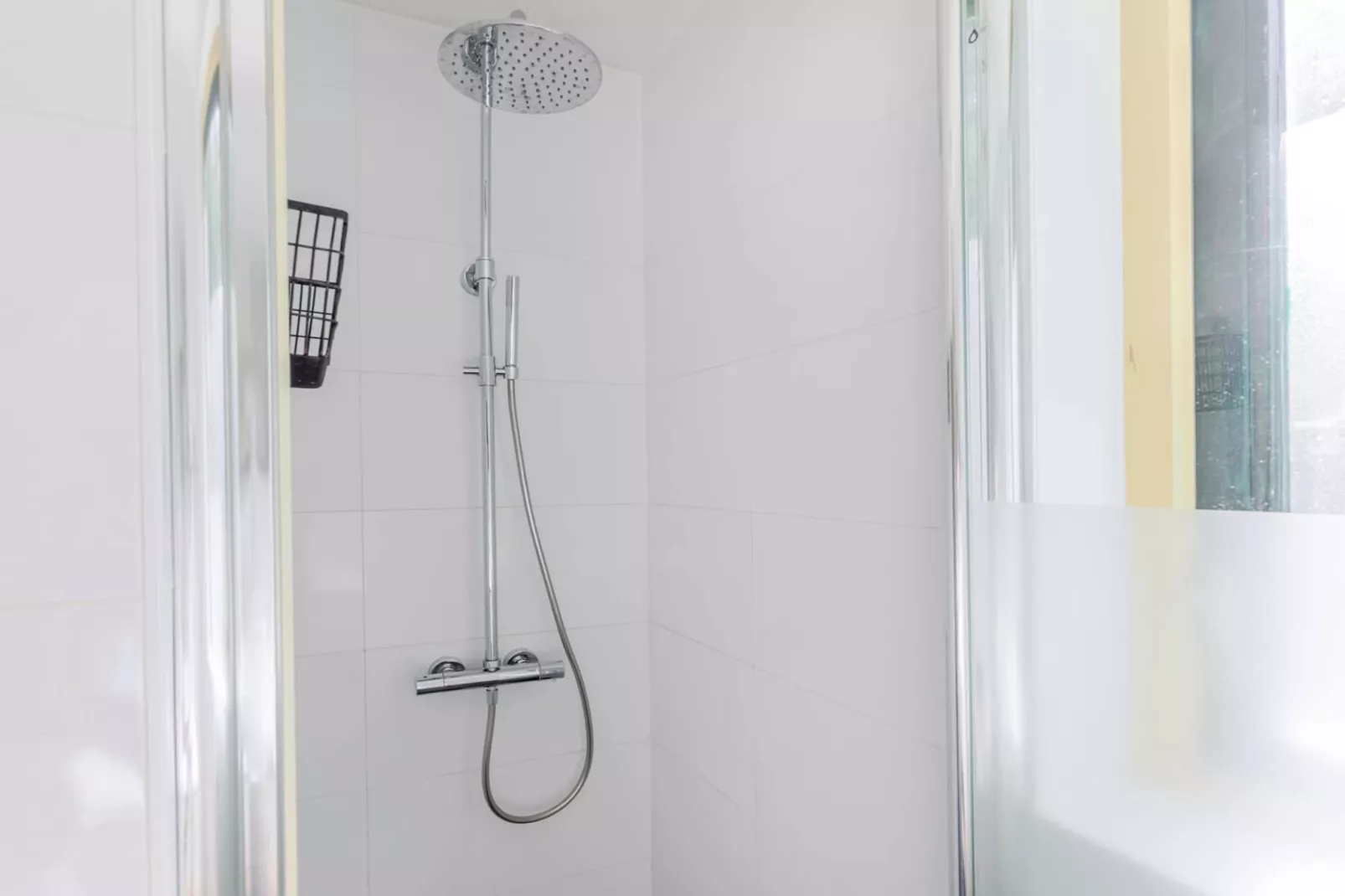 7 - Persoons Forest 217 Sauna Bungalow (copy) (copy) (copy) - Badkamer