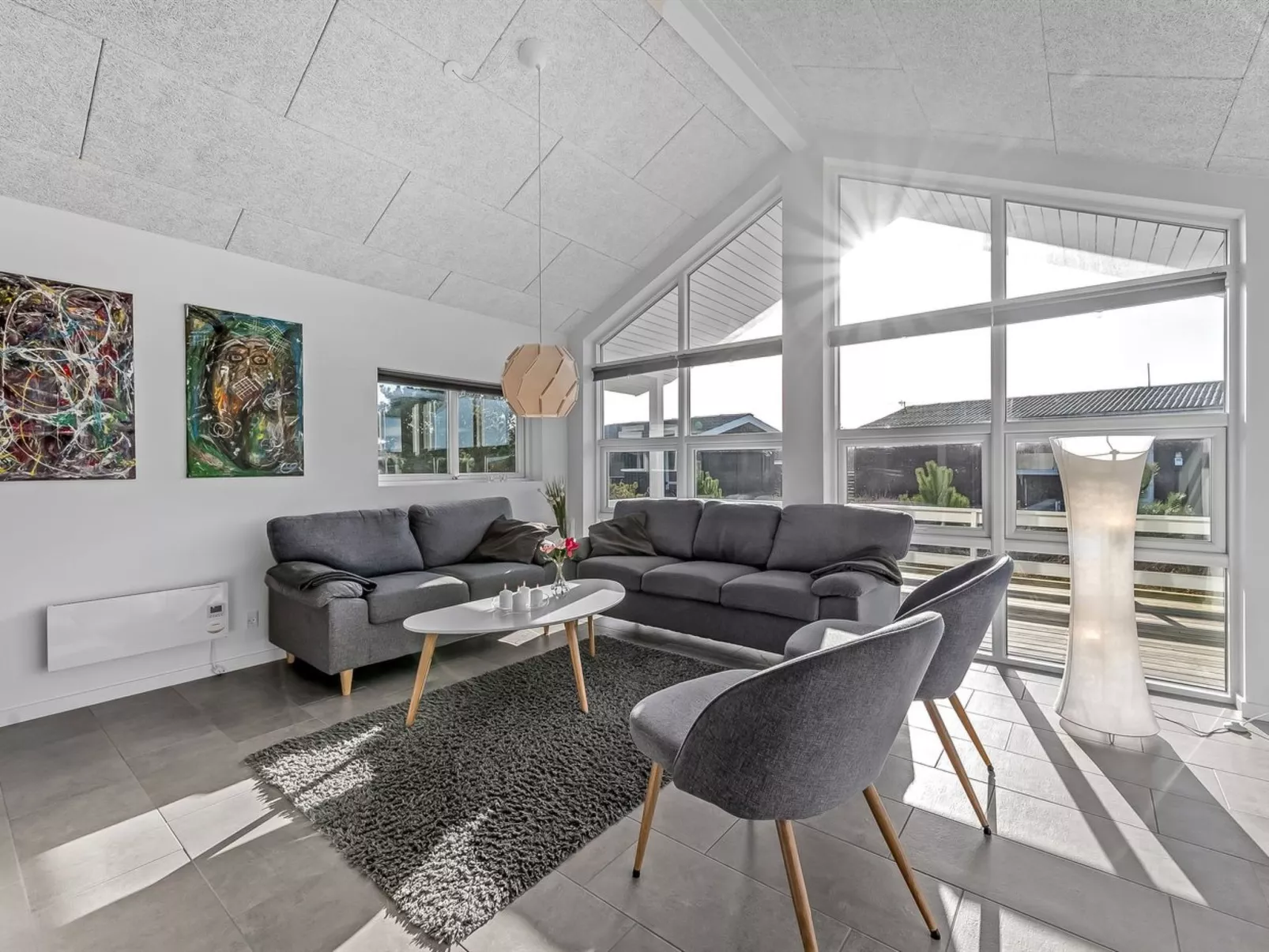 "Niesina" -  from the sea - Binnen