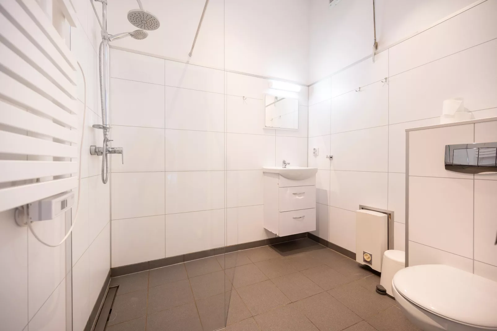 Comfort Eingang 6P - Basic - Badkamer
