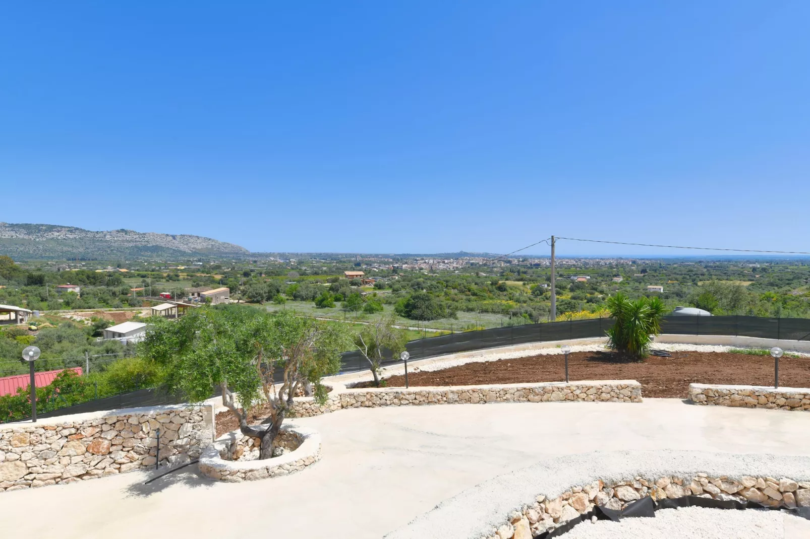 Villa Panorama mit Privatpool - Uitzicht zomer