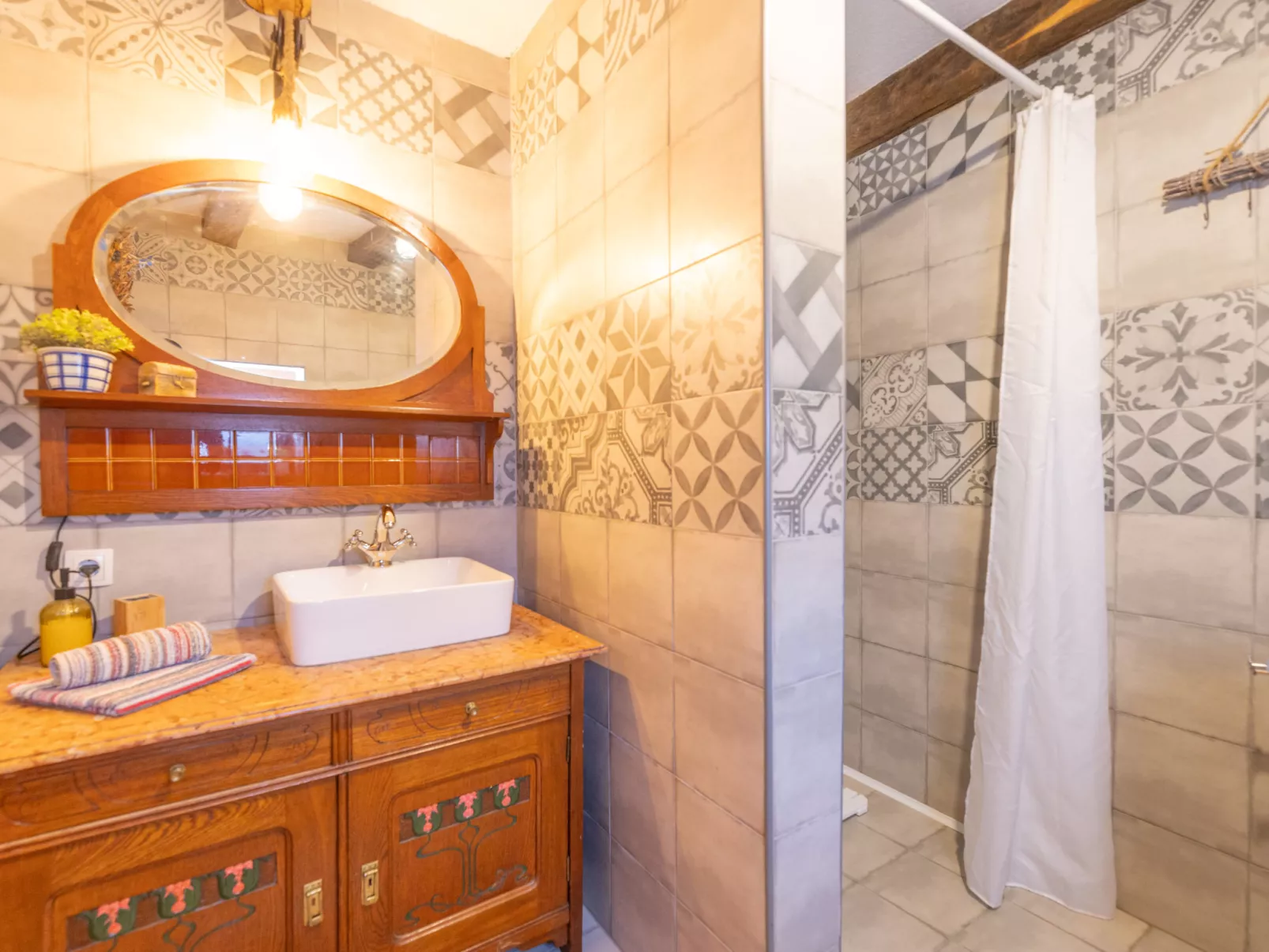 House Valinčić - Binnen