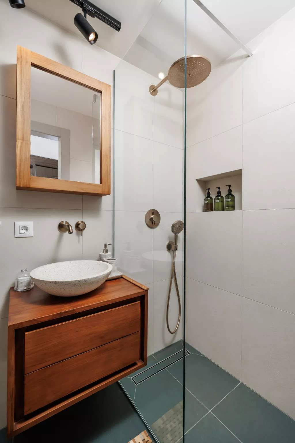 House Hillside Lodge - Binnen