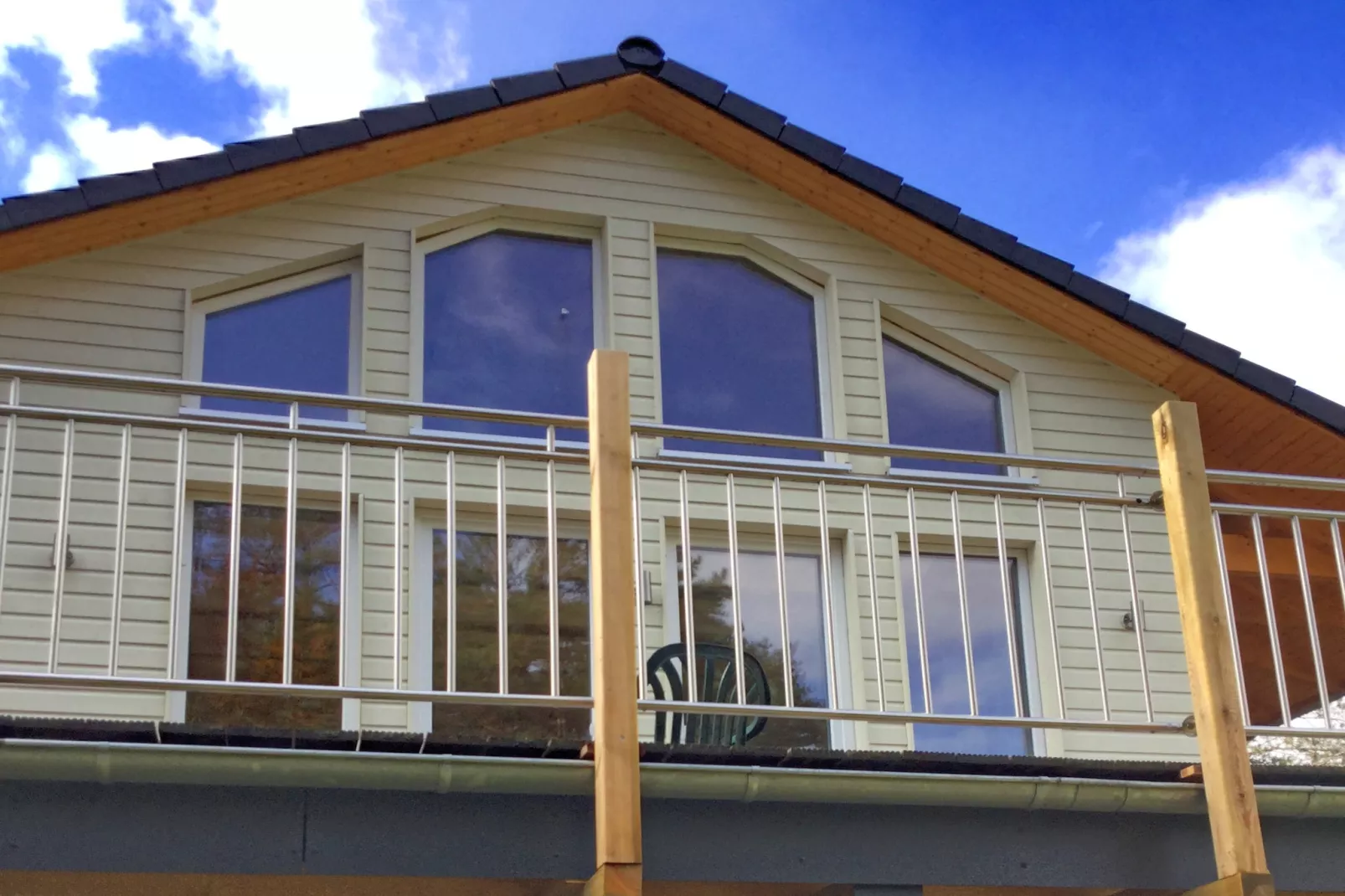 Pfahlhaus an der Aller - Terrasbalkon