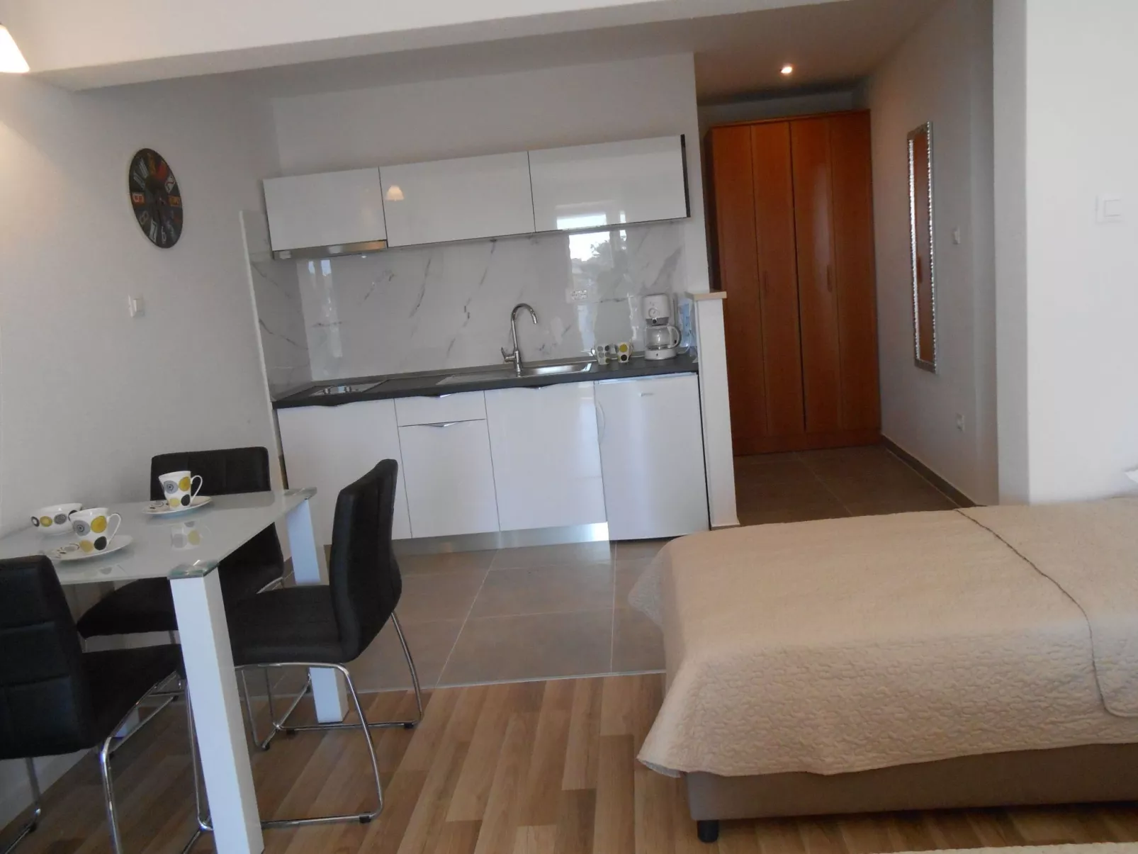 Studio apartment Nina