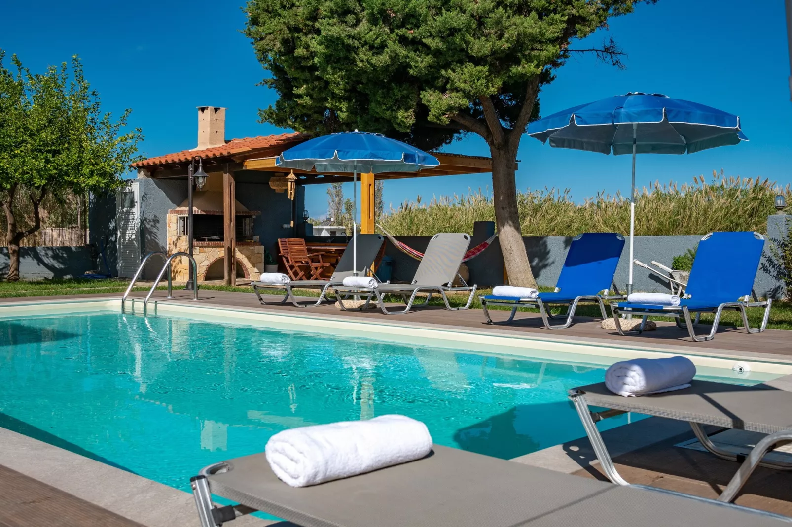 Spyros Villa Apartment 3 - Zwembad