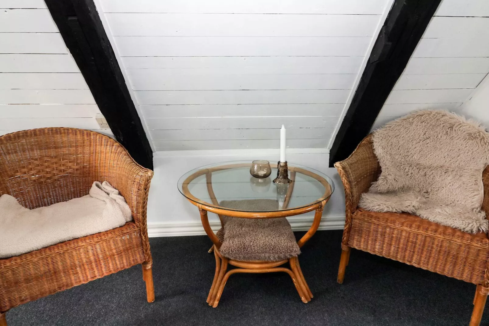 Rustieke Waterfront Cottage-By Traum - Binnen