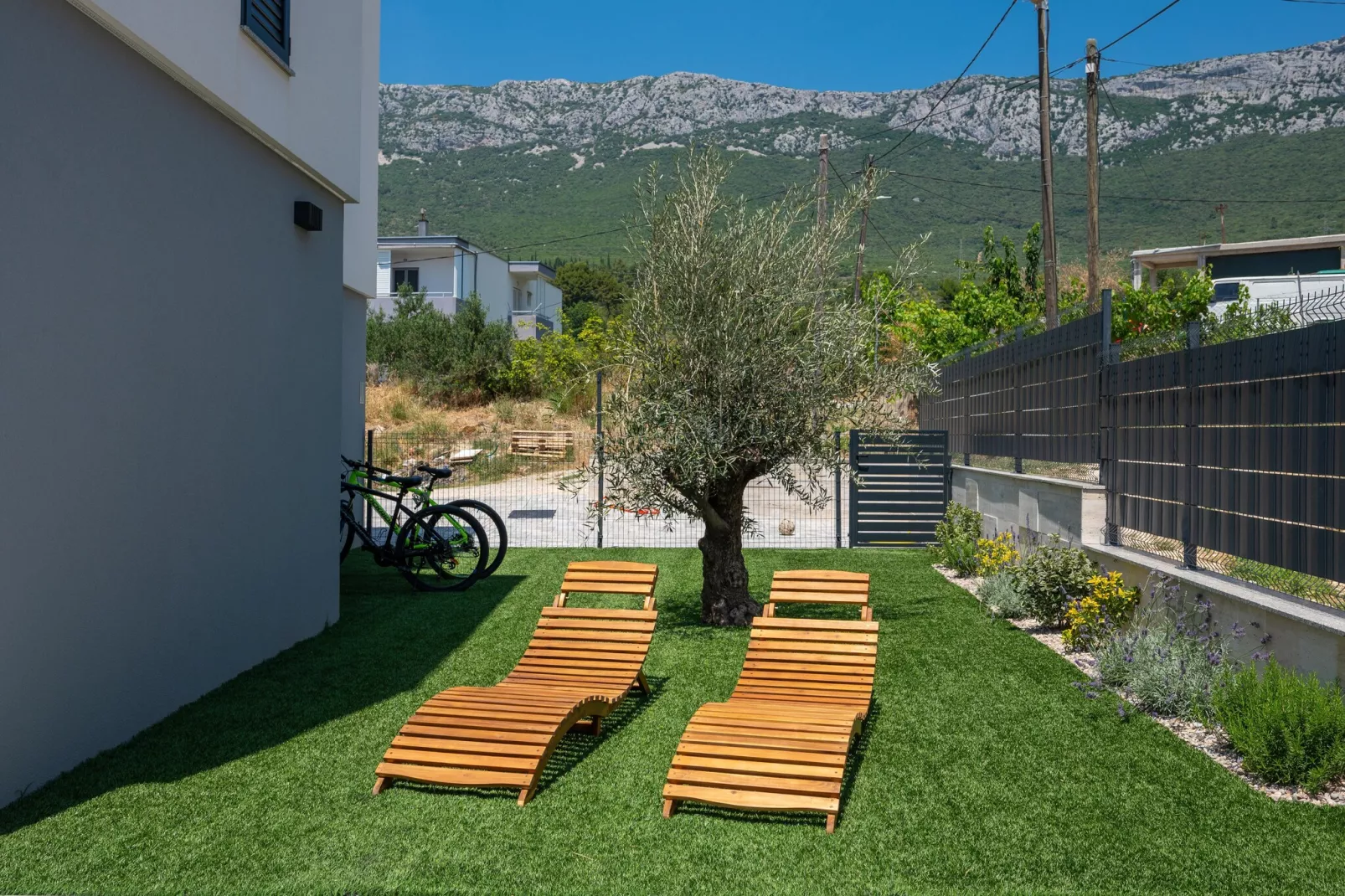 VILLA MIMA II - Tuinen zomer