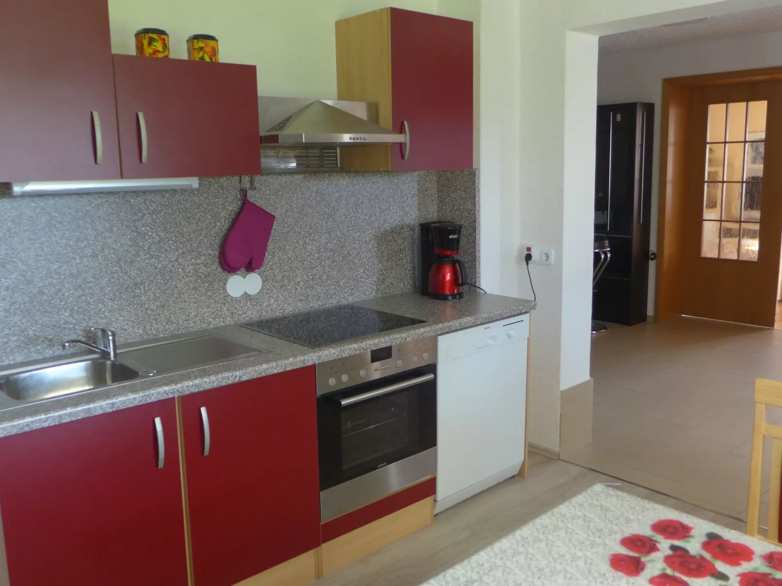 Große Ferienwohnung in Niedergurig mit Großem Ga - Binnen