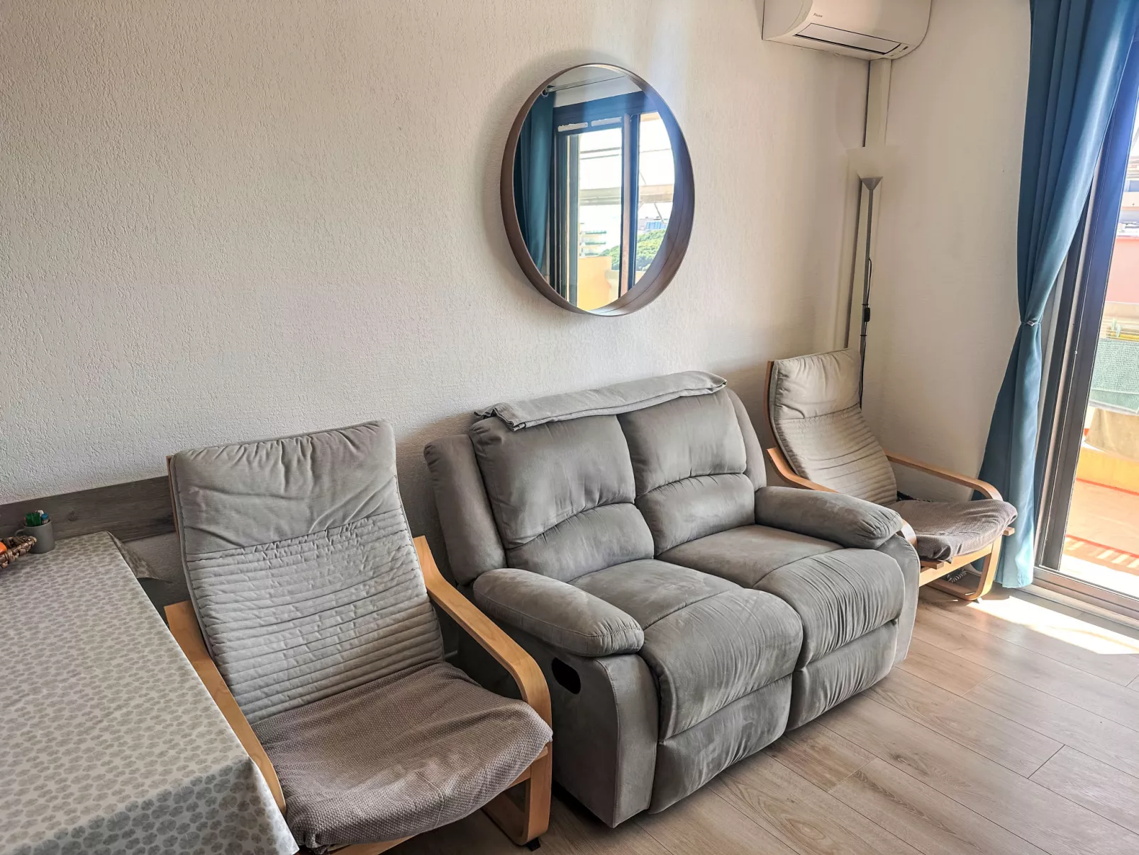 Saint James - Binnen