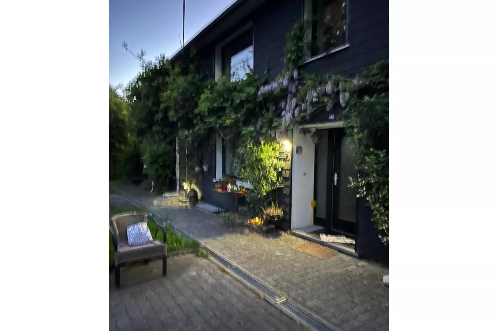 Haus Hunnenberg 2 - Buitenkant zomer