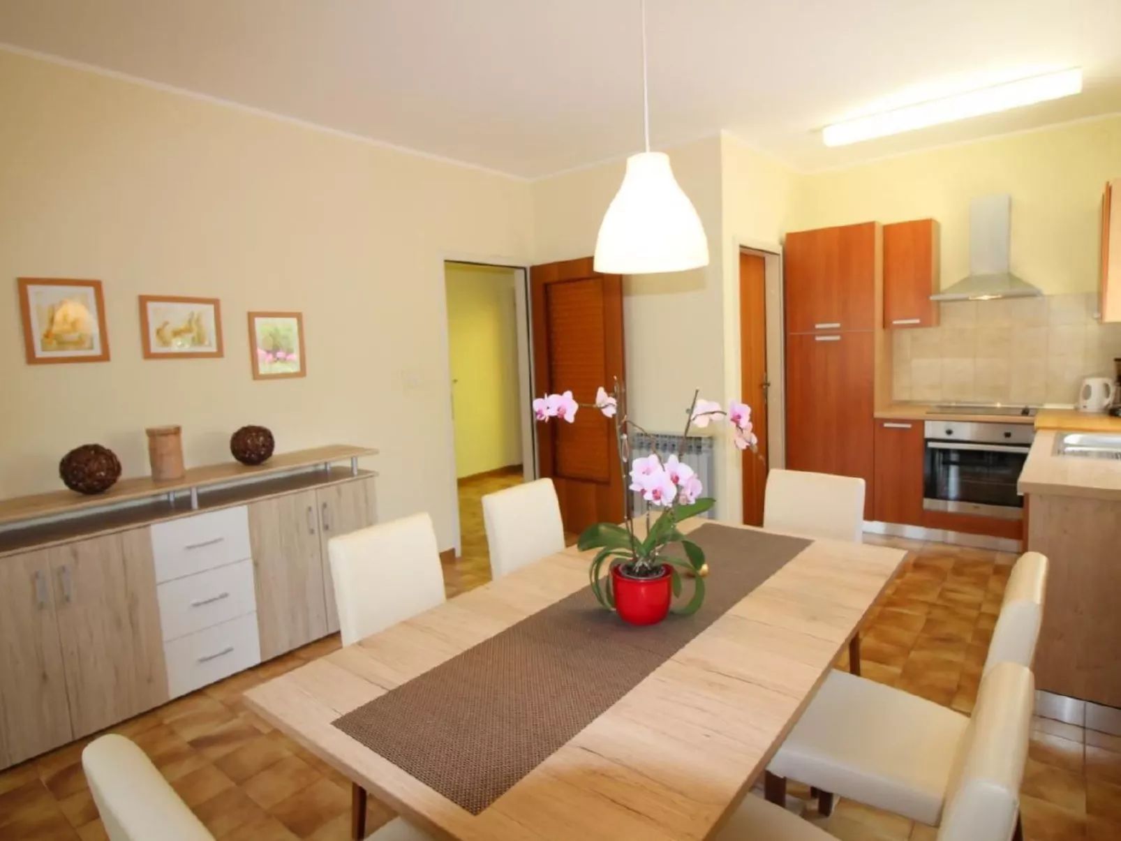 Tino mit Garten in Strandnähe - Image-tags.info