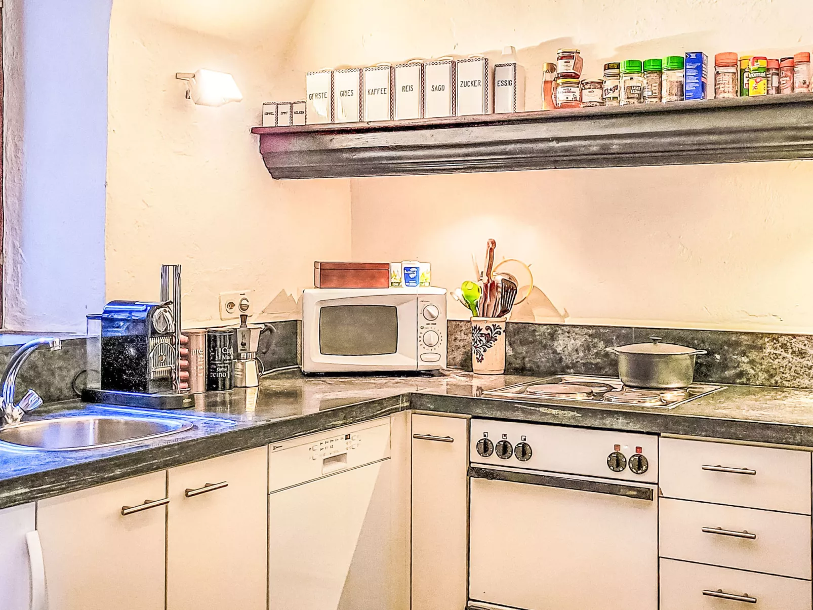 Casa Sambuco - Binnen