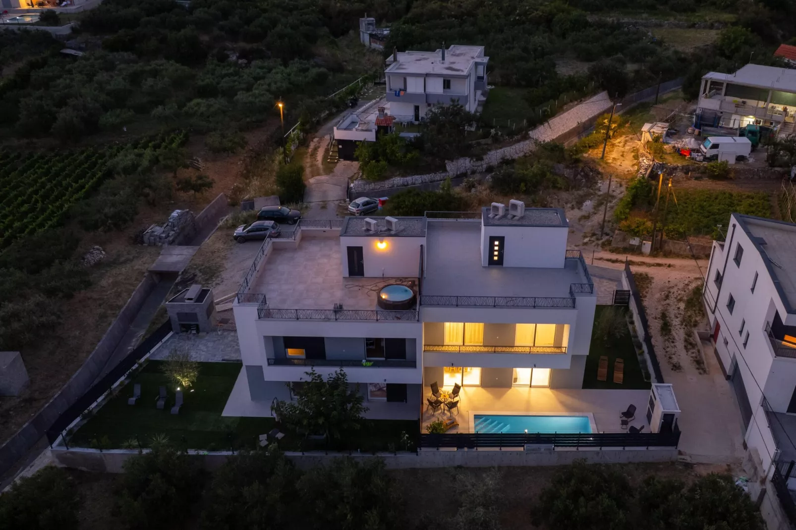 VILLA MIMA II - Buitenkant zomer