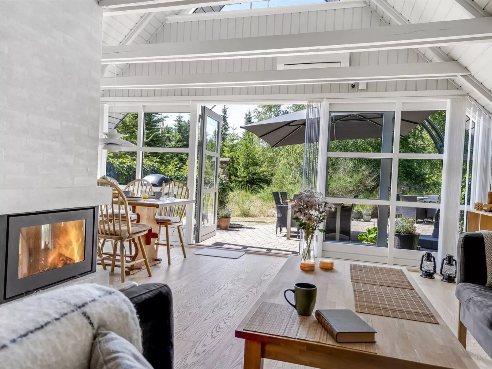 "Albertina" - 900m from the sea - Binnen