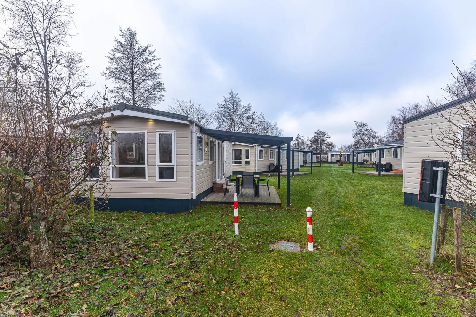 Duinhoeve Chalet Vogel - Huisdier niet toegestaan - Tuinen zomer