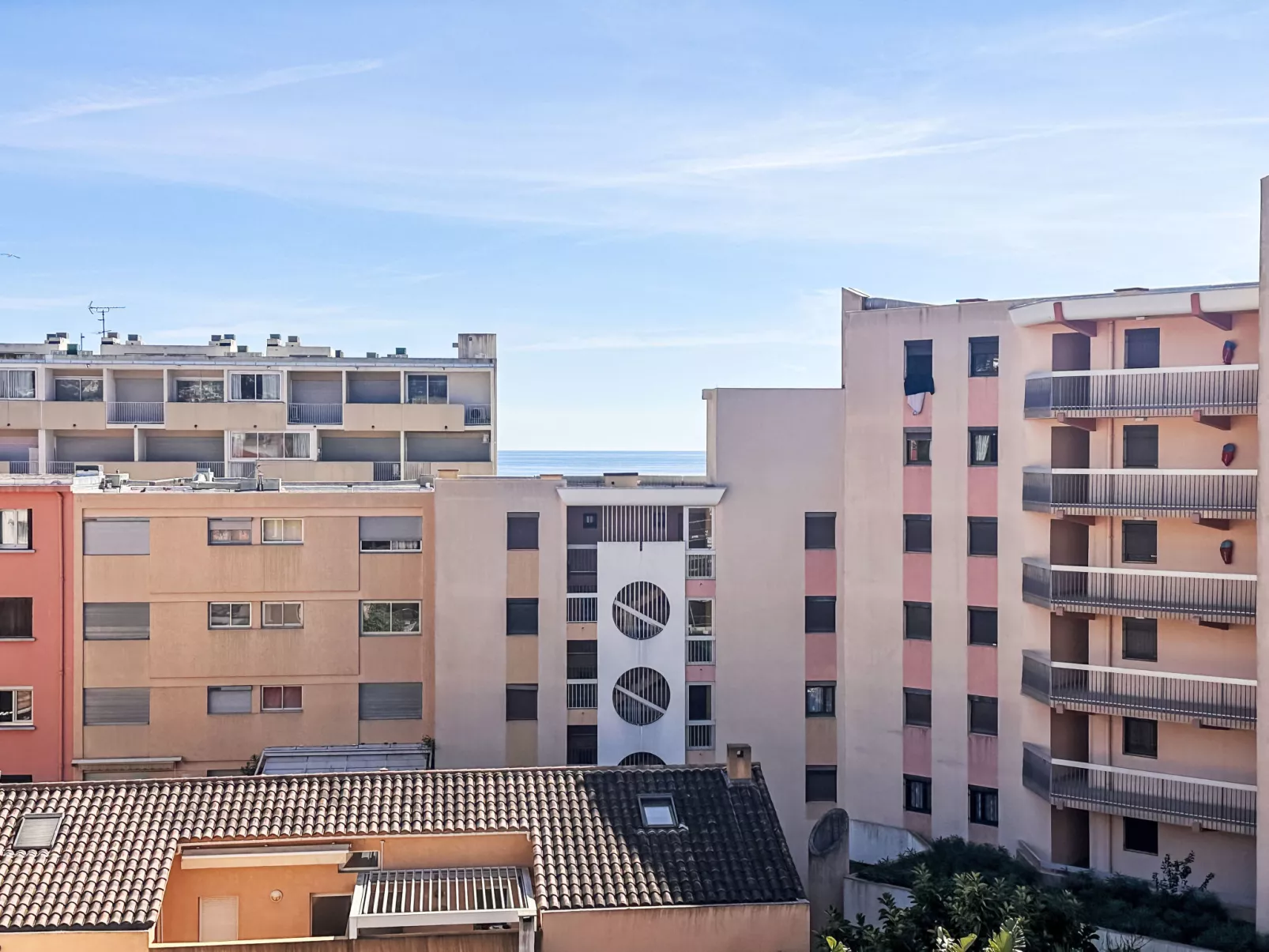 Saint James - Buiten