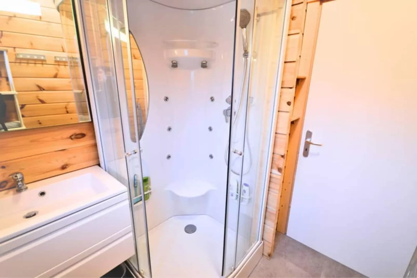 MANDOLINE - Badkamer