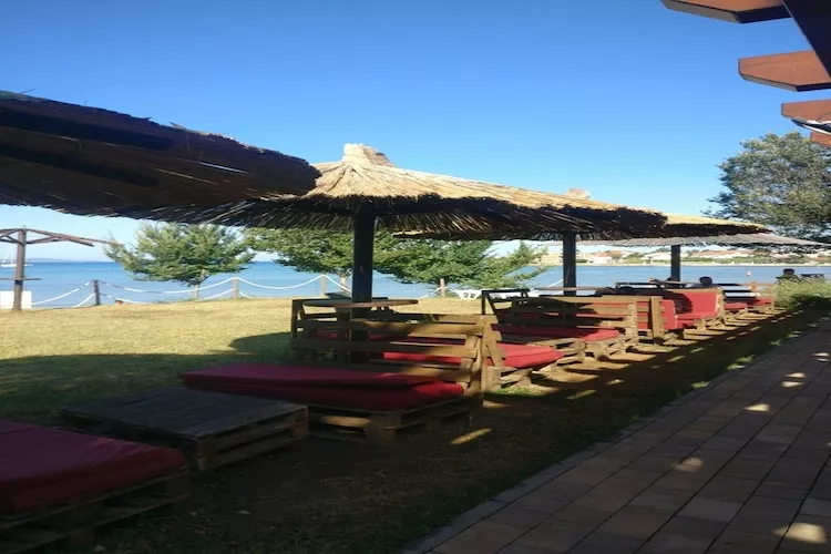 Apartments Topić - One Bedroom Apartment with Terrace (First Floor) - Sfeer