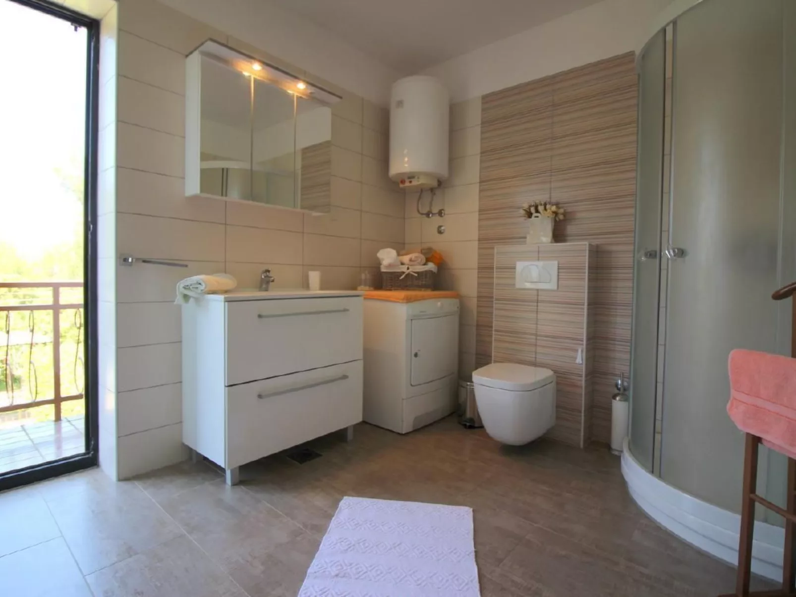 Pinia in Strandnähe  mit Garten - Image-tags.info