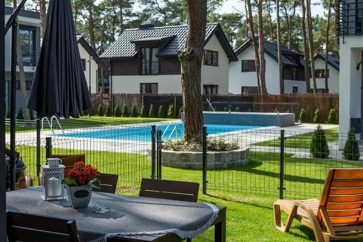 Domy szeregowe z dostępem do basenu Pobierowo-Tuinen zomer