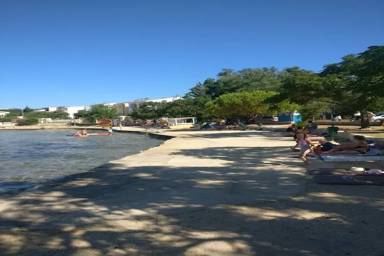 Apartments Topić - One Bedroom Apartment with Terrace (First Floor) - Sfeer