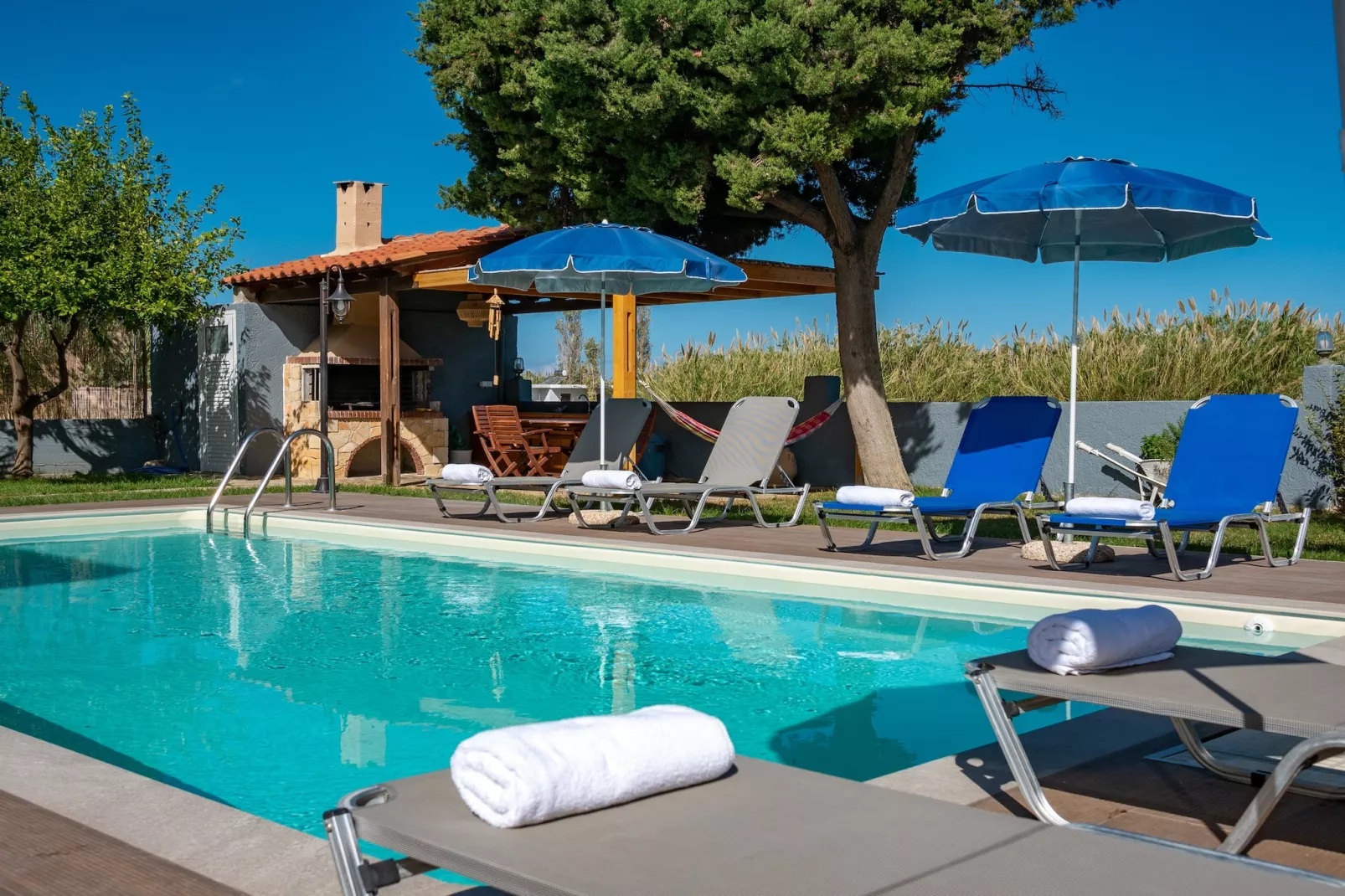 Spyros Villa Apartment 2 - Zwembad