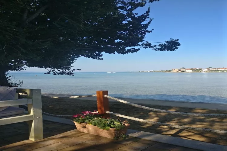 Apartments Topić - One Bedroom Apartment with Terrace (First Floor) - Sfeer