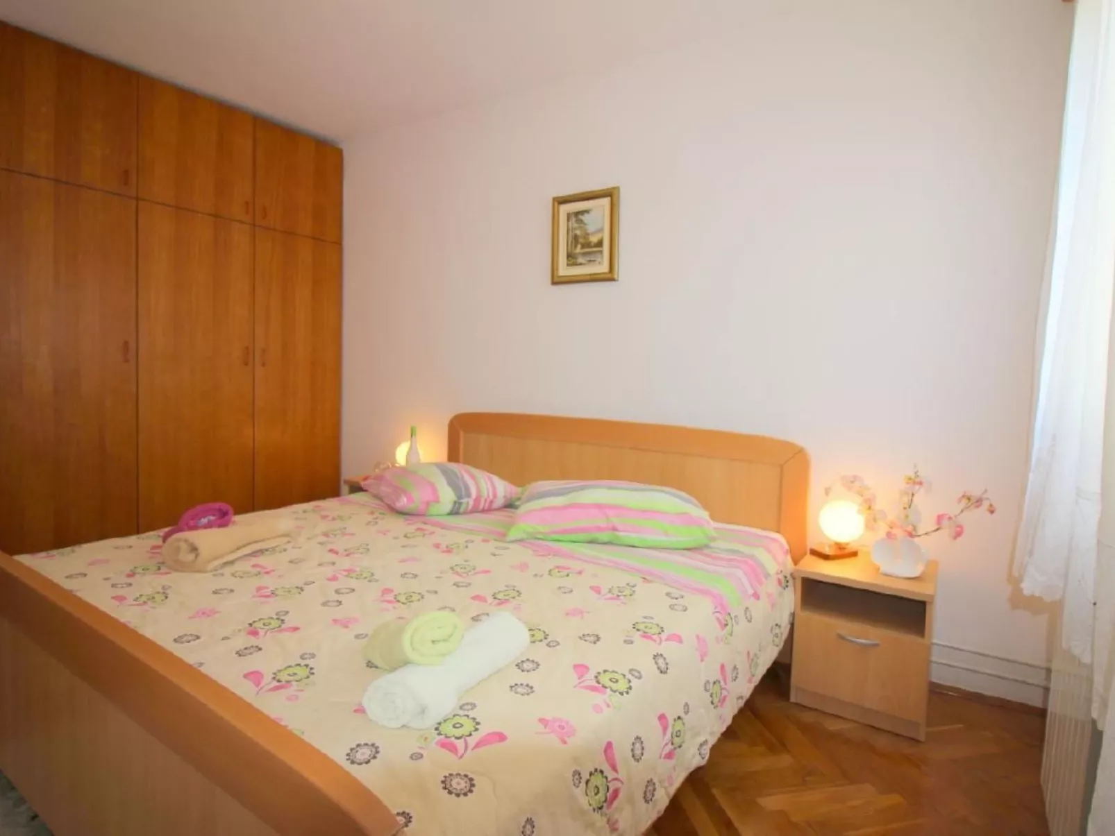 Pinia in Strandnähe  mit Garten - Image-tags.info