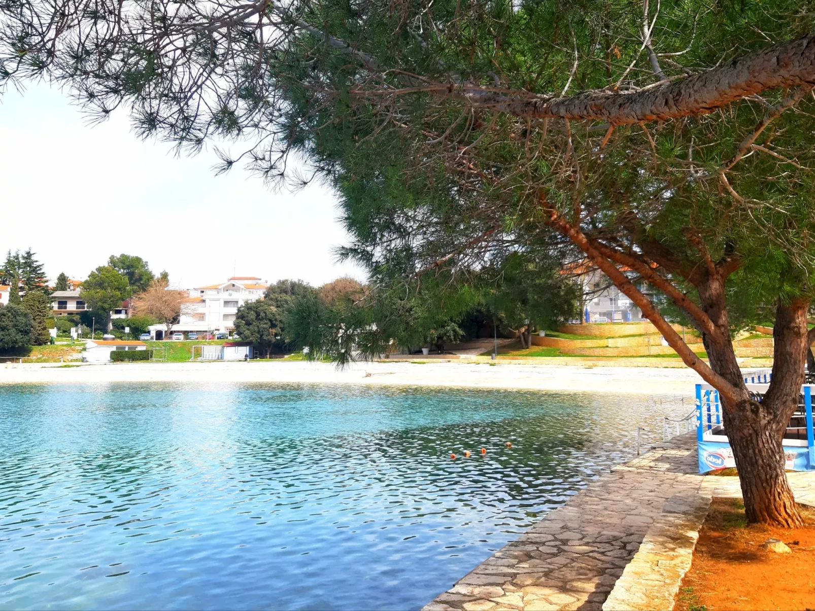 Große Wohnung in Pješčana Uvala mit Eigenem Balk - Image-tags.info