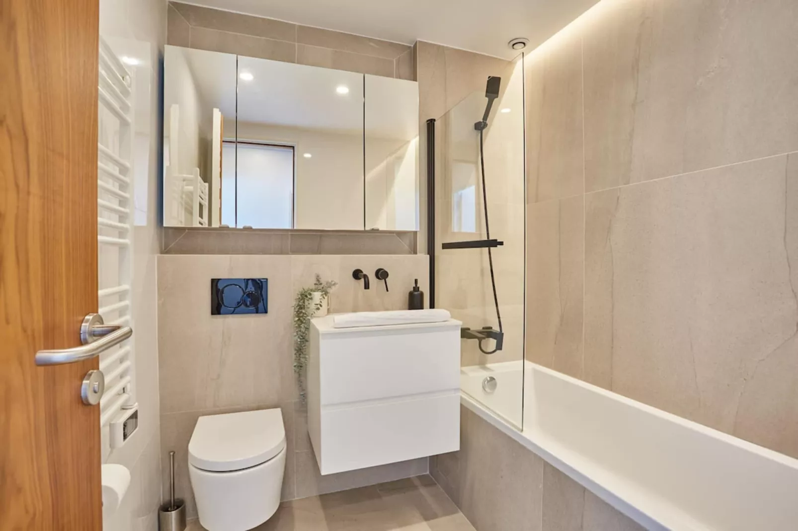 QUAI DE GRENELLE - Badkamer