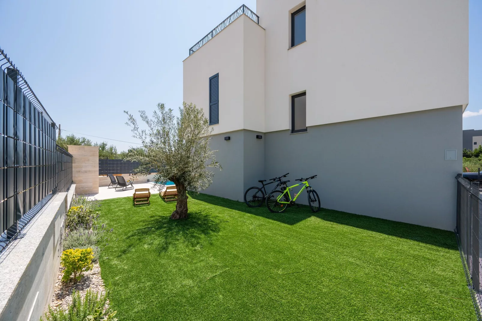 VILLA MIMA II - Tuinen zomer