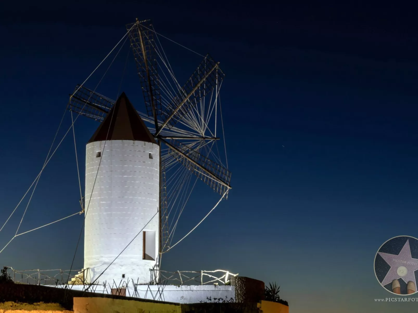 Strandnahe Villa German mit großer Poolterrasse - Image-tags.info