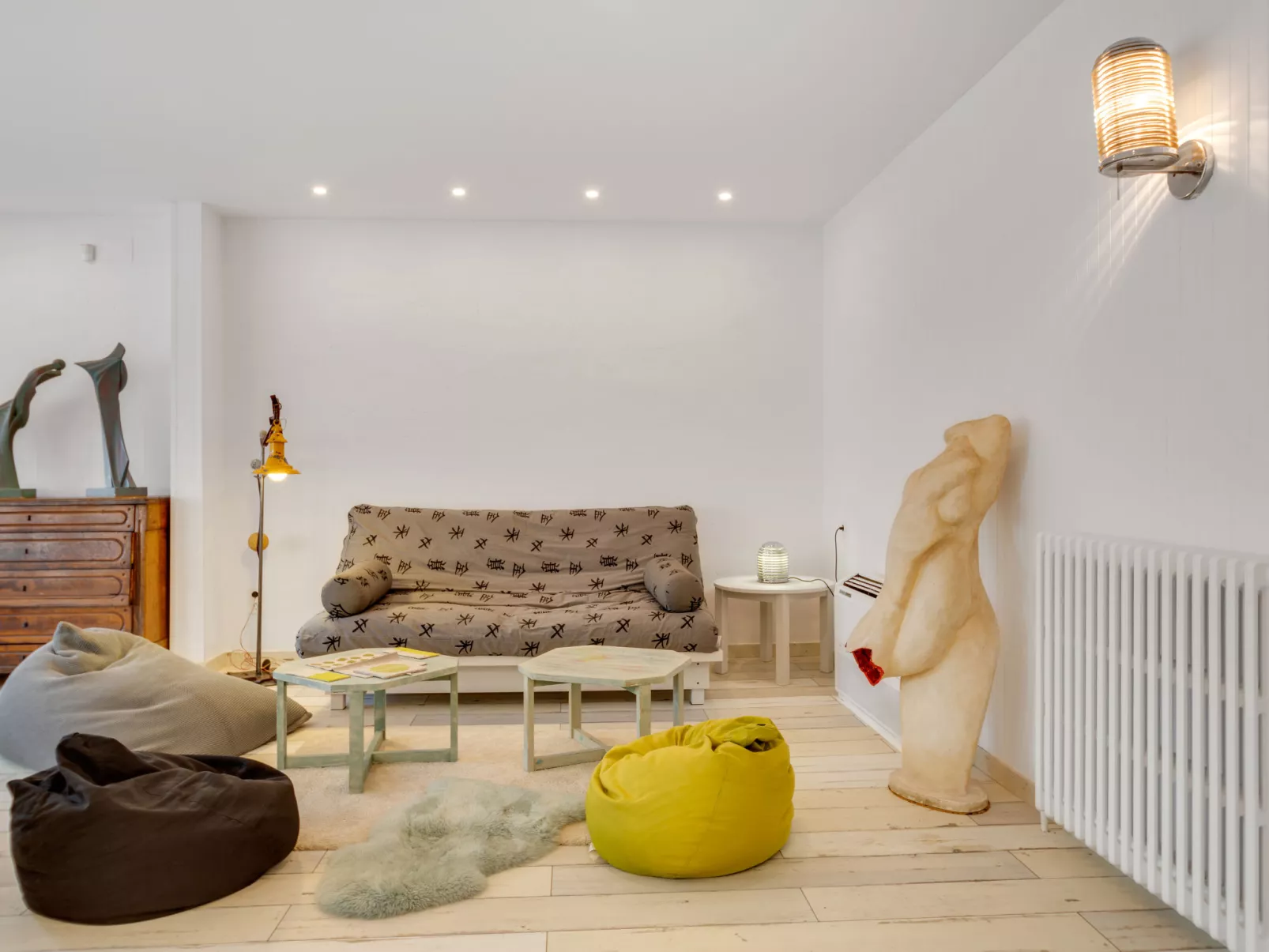 Bright & Artistic - Binnen