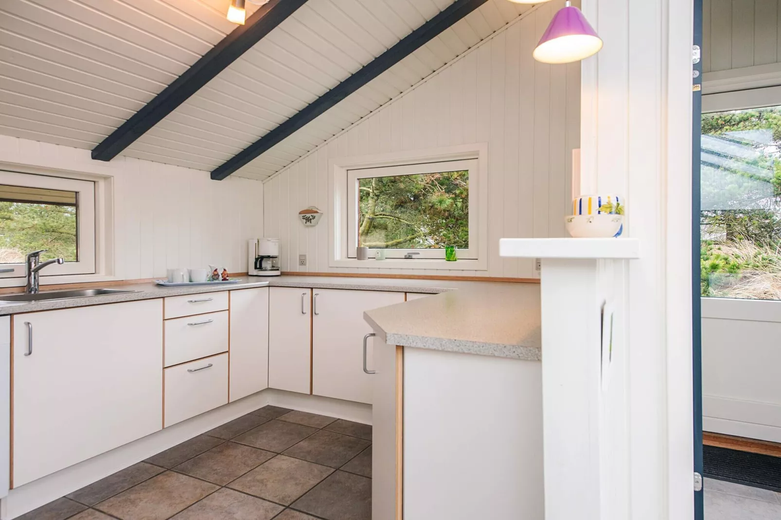 Modern huis bij duinen -- By Traum Ferienwohnungen - Binnen