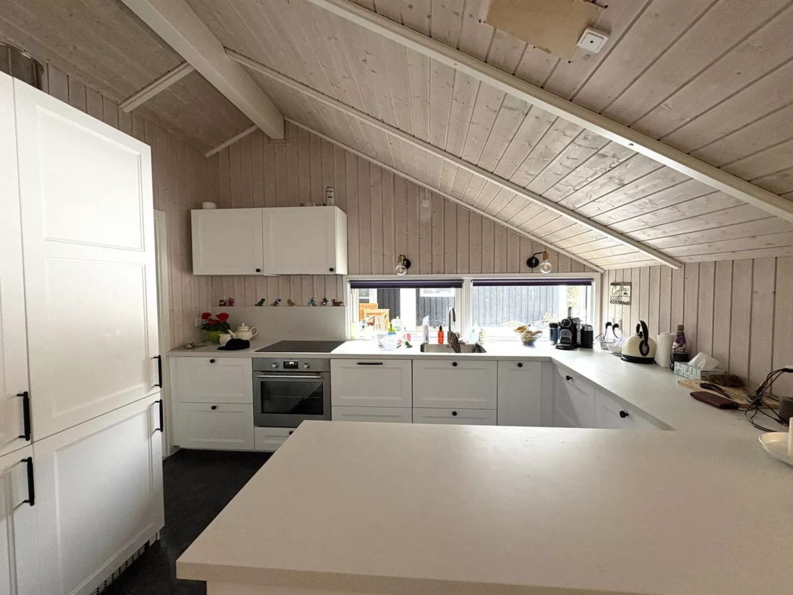 "Saija" - 2.1km from the sea - Binnen