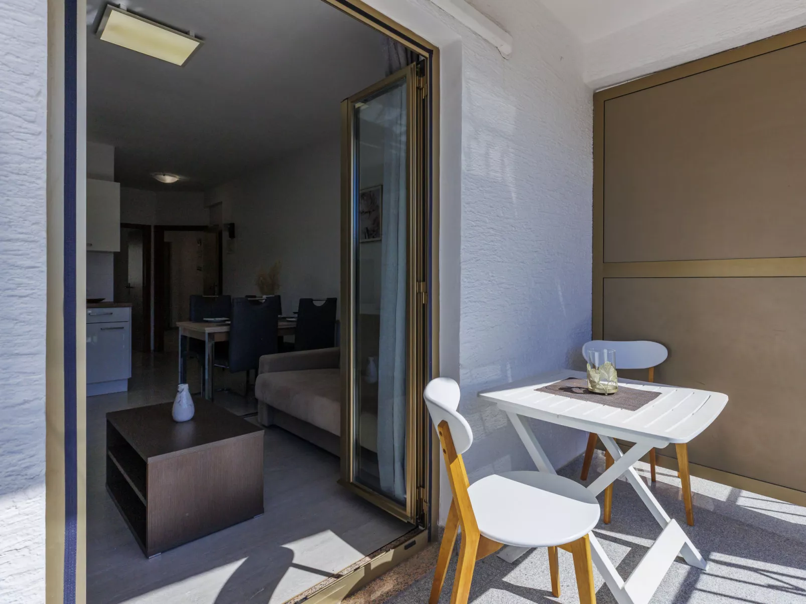 Milanković - Binnen