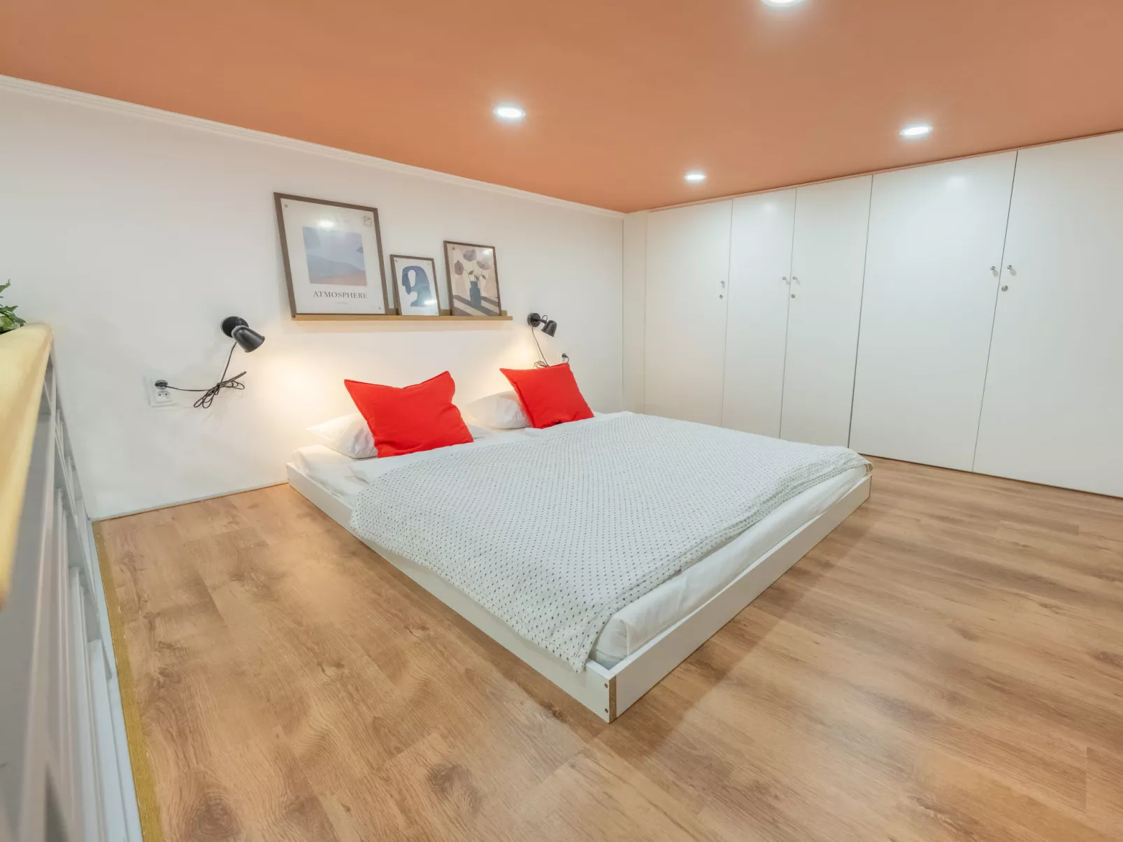 Čelakovsky - Binnen