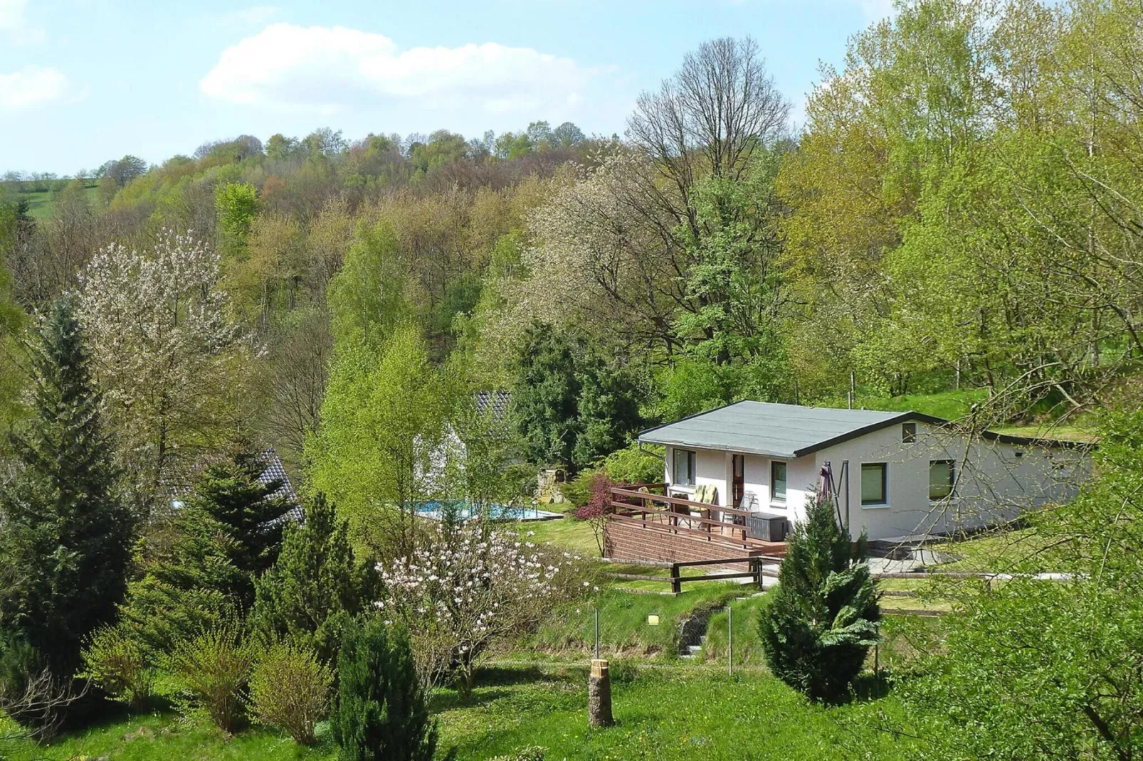 Ferienhaus Bauer - Buitenkant zomer