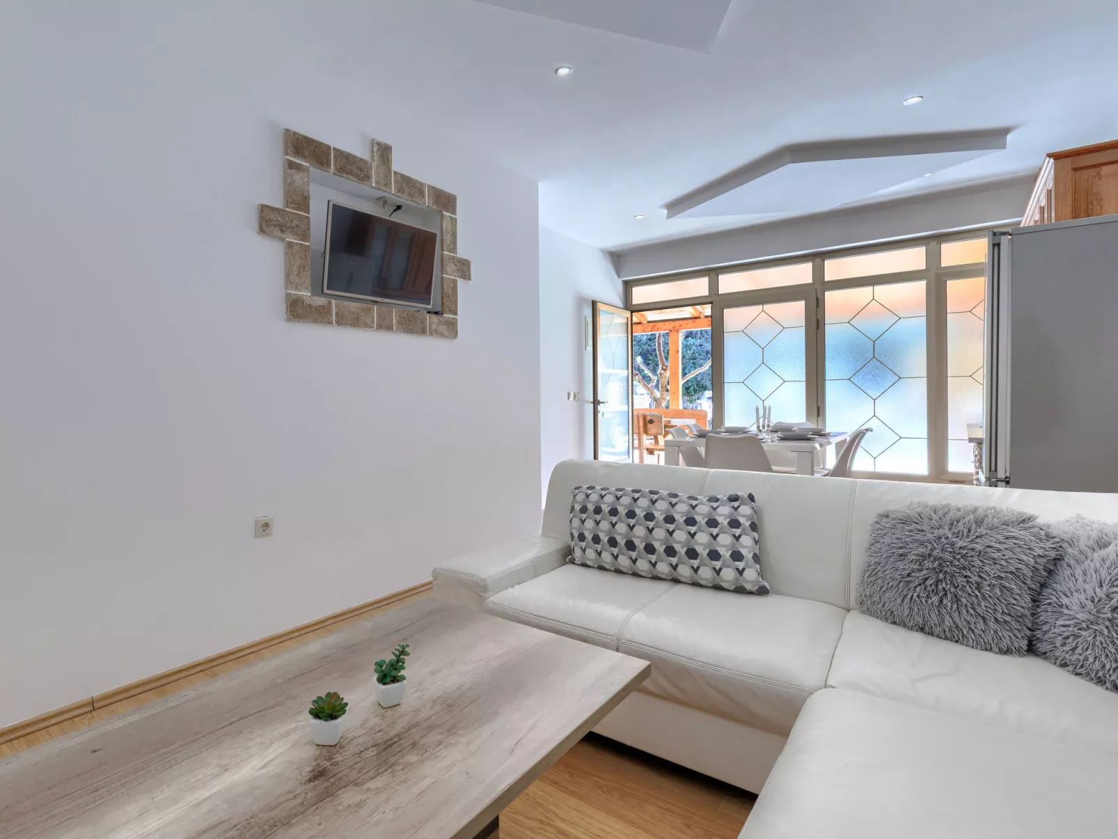 Milanković - Binnen