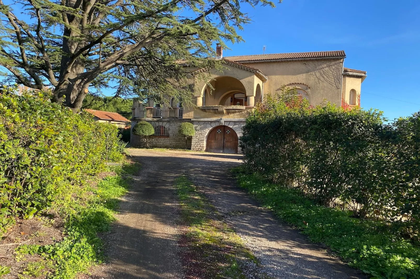 Grande Maison et piscine privée - Buitenkant zomer