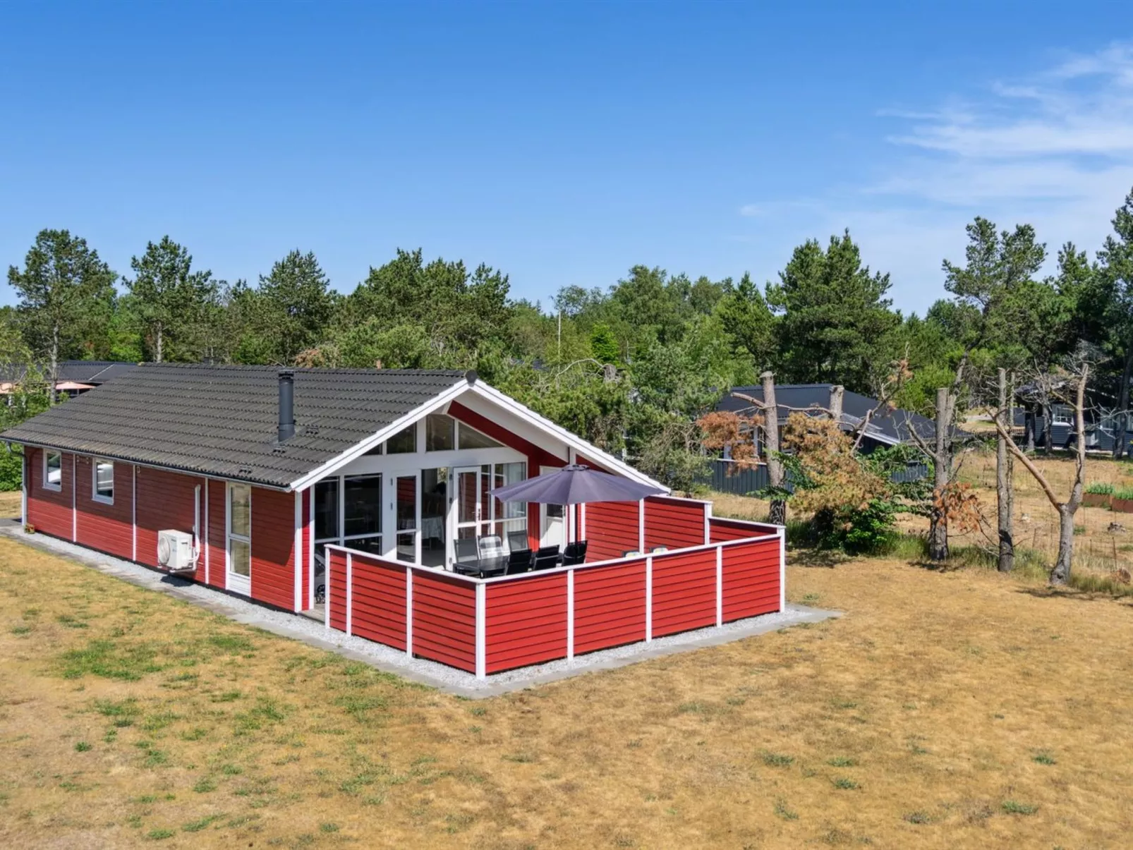 "Hialmar" - 300m from the sea - Buiten