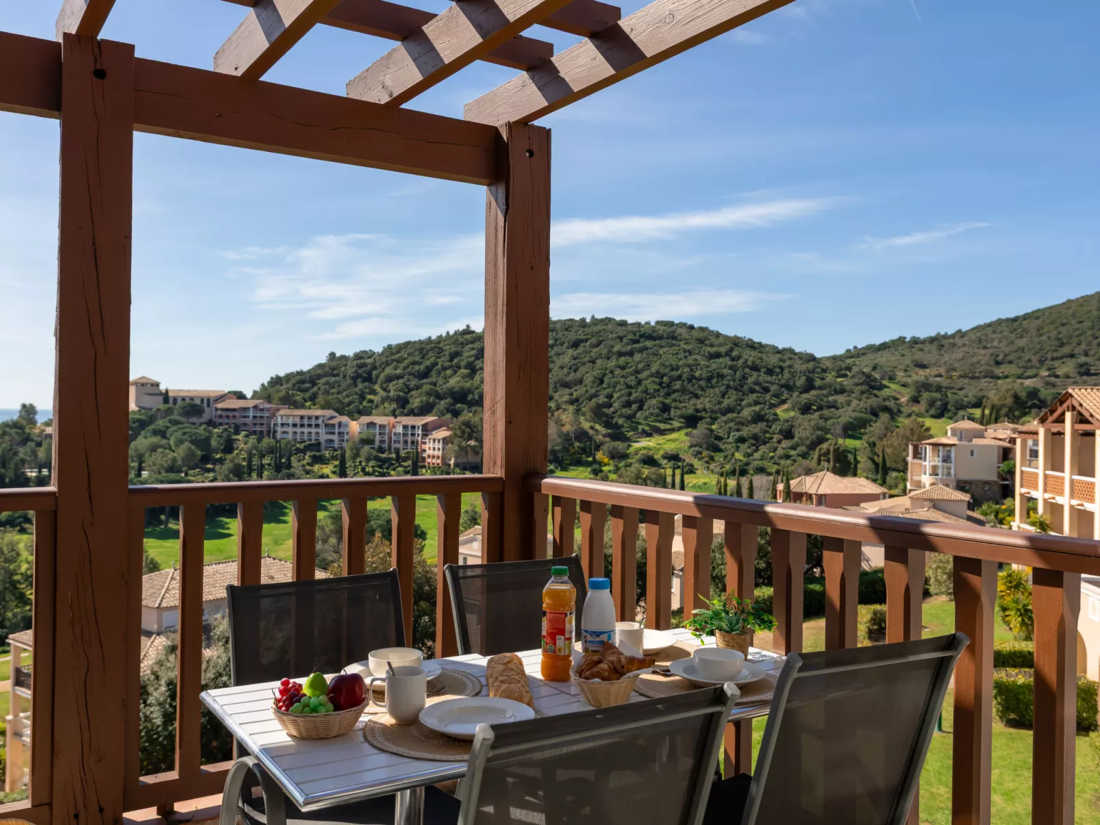 Village Cap Estérel - L'Esquinade - Buiten