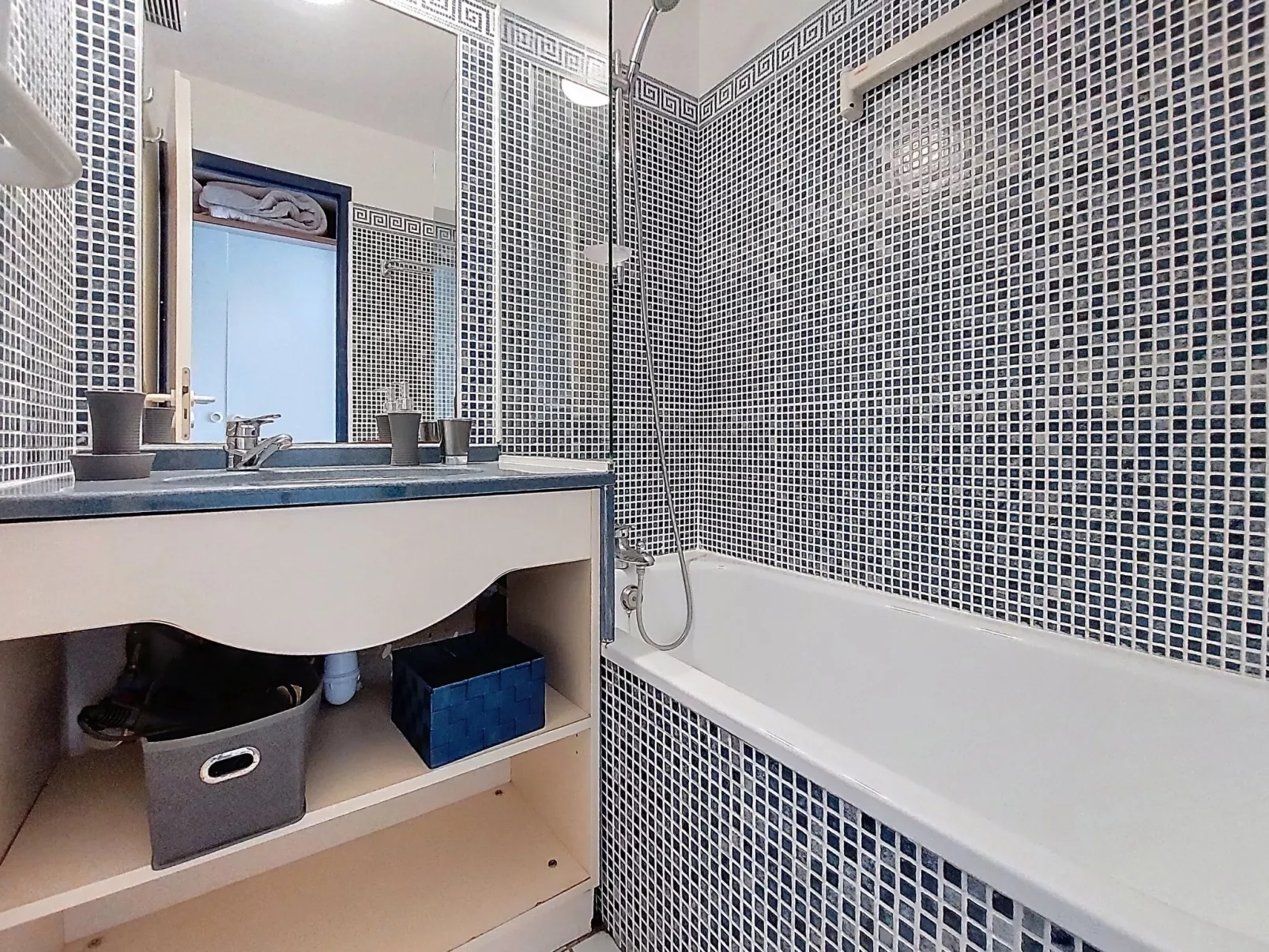 Le Saint Hilaire - Binnen