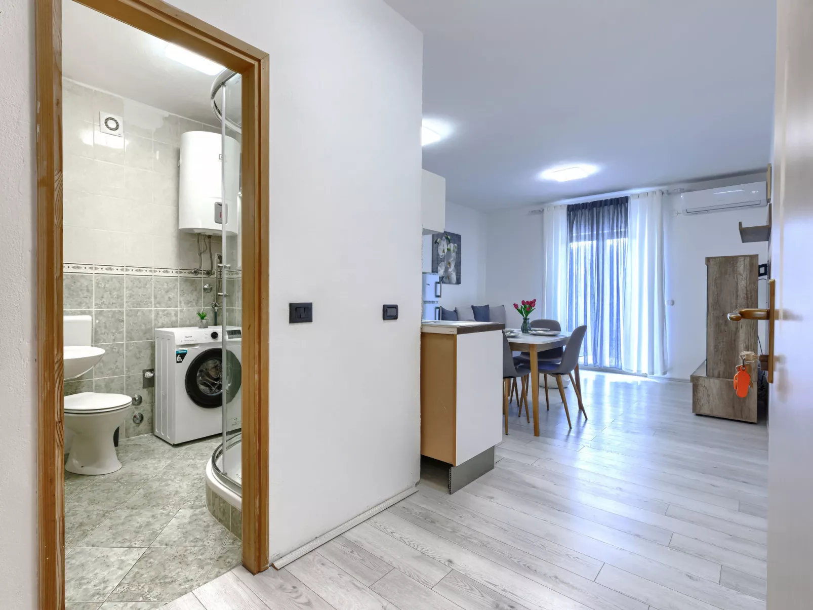 Milanković - Binnen