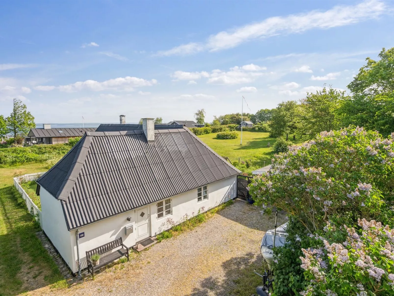 "Ilkka" - 220m from the sea - Buiten