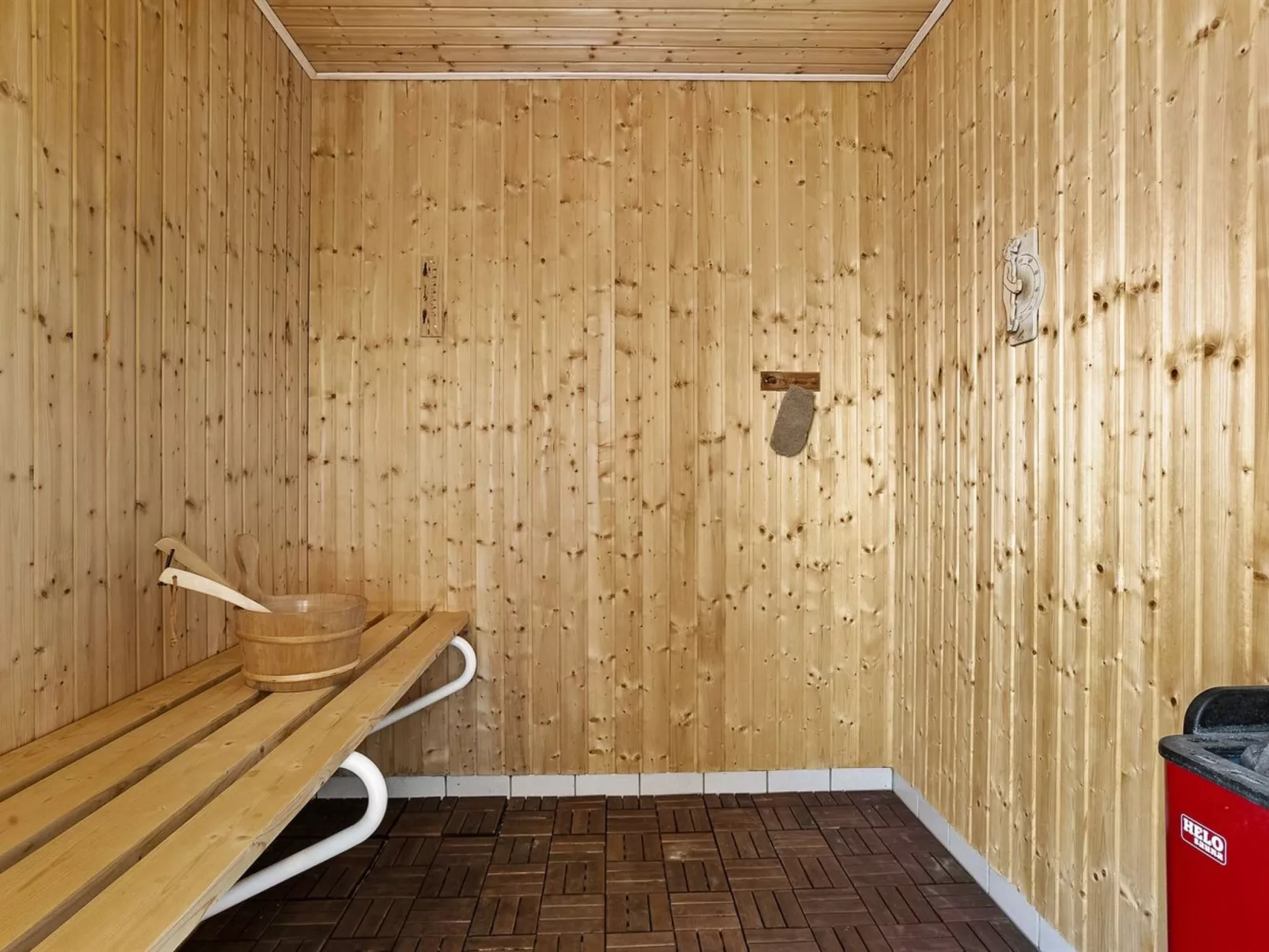 "Ofelia" - 1.2km from the sea - Binnen