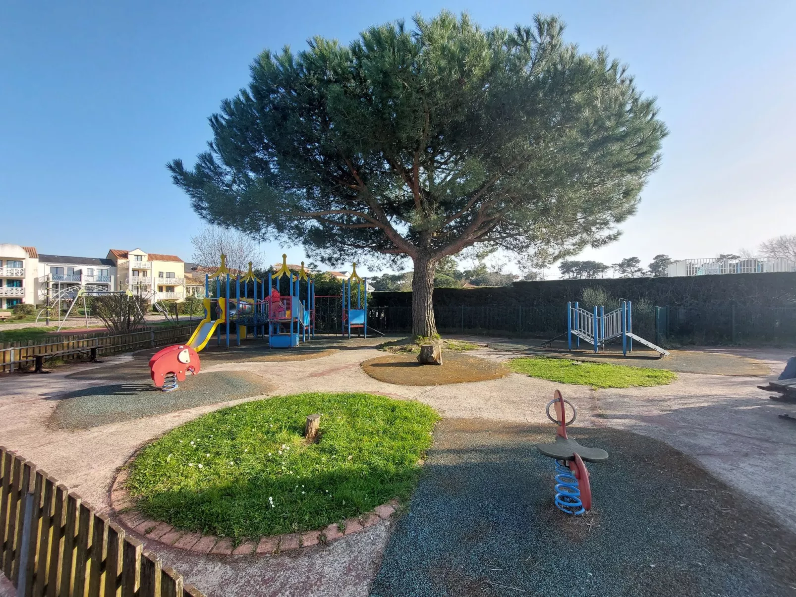 Le Saint Hilaire - Buiten