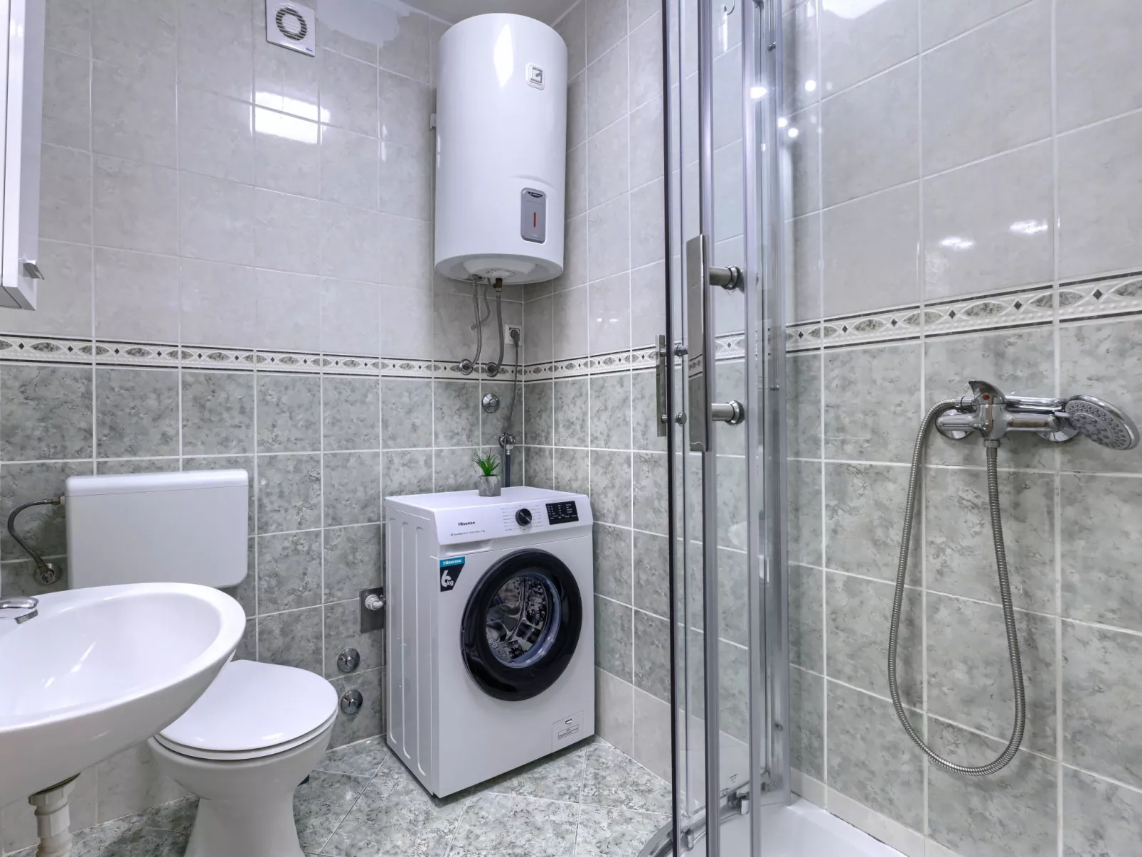 Milanković - Binnen