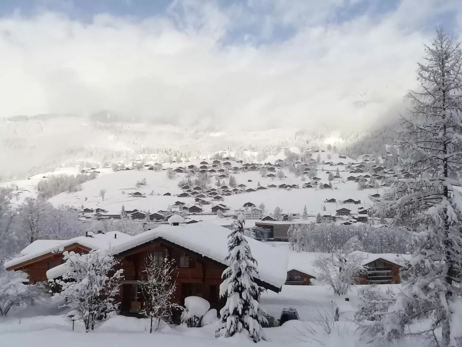 Ski-in/ Ski-out Nordostwand 4-Bett-Ferienwohnung - Buiten